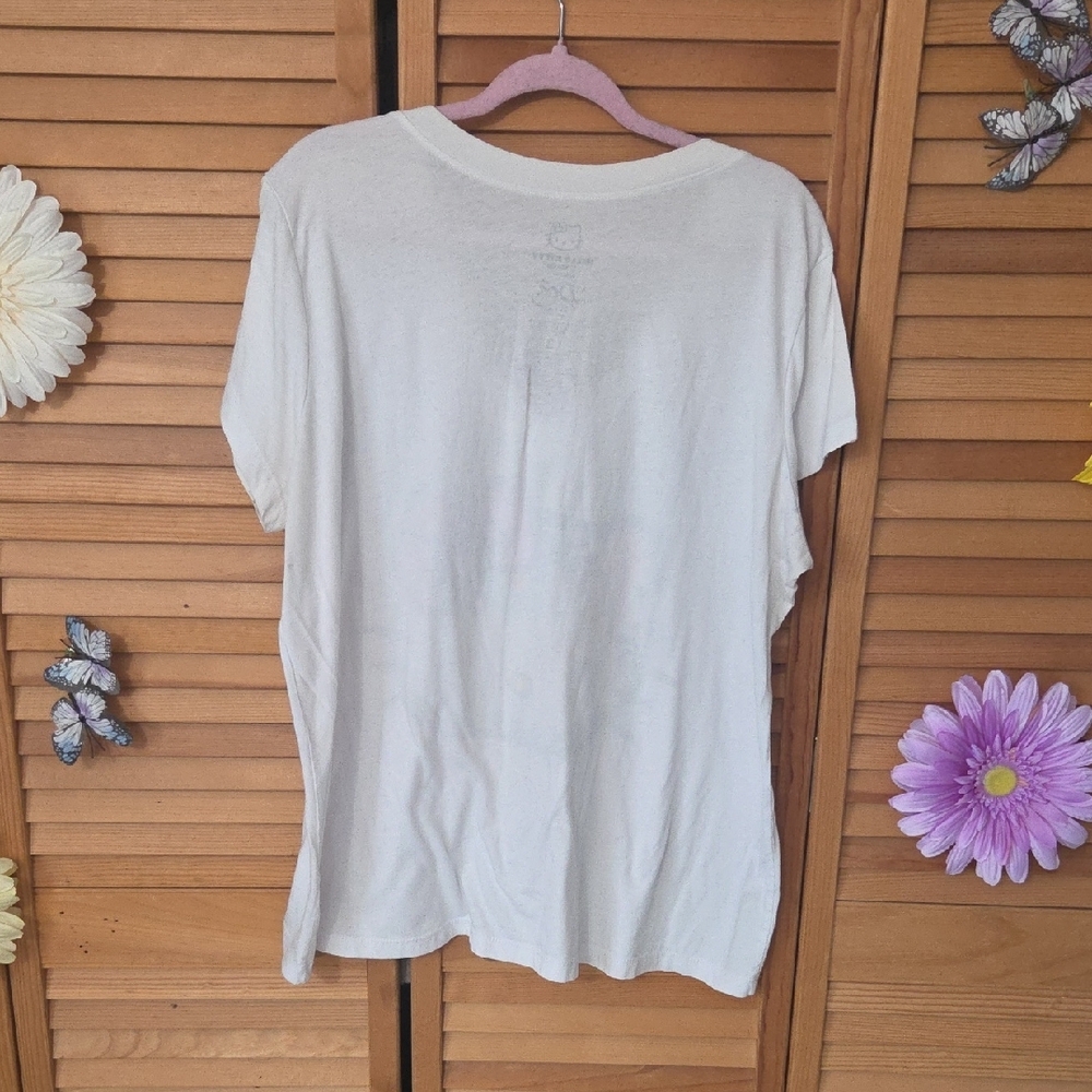 Hello Kitty Dia De Muertos White V-Neck Tee By Torrid - Picture 3 of 3